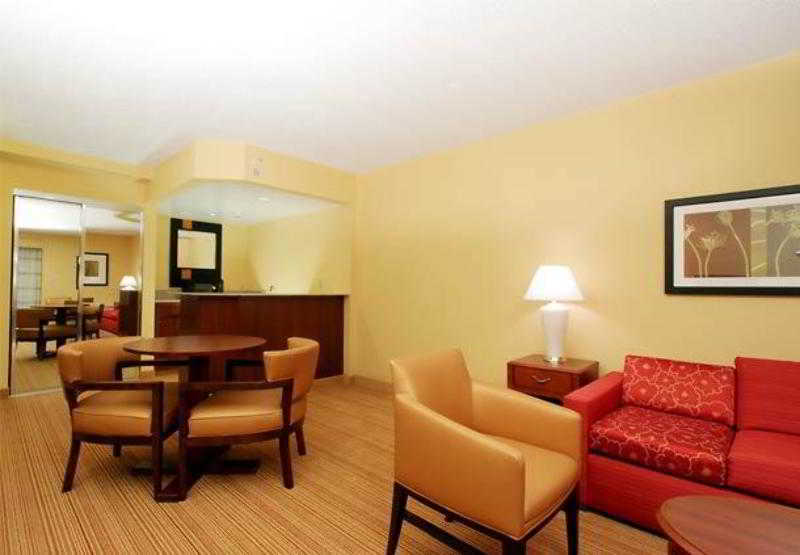 מלון Courtyard Houston I-10 West/Energy Corridor חדר תמונה